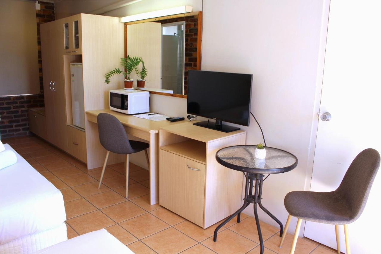 Camden Motor Inn Mermaid Beach Extérieur photo