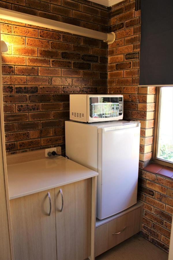 Camden Motor Inn Mermaid Beach Extérieur photo
