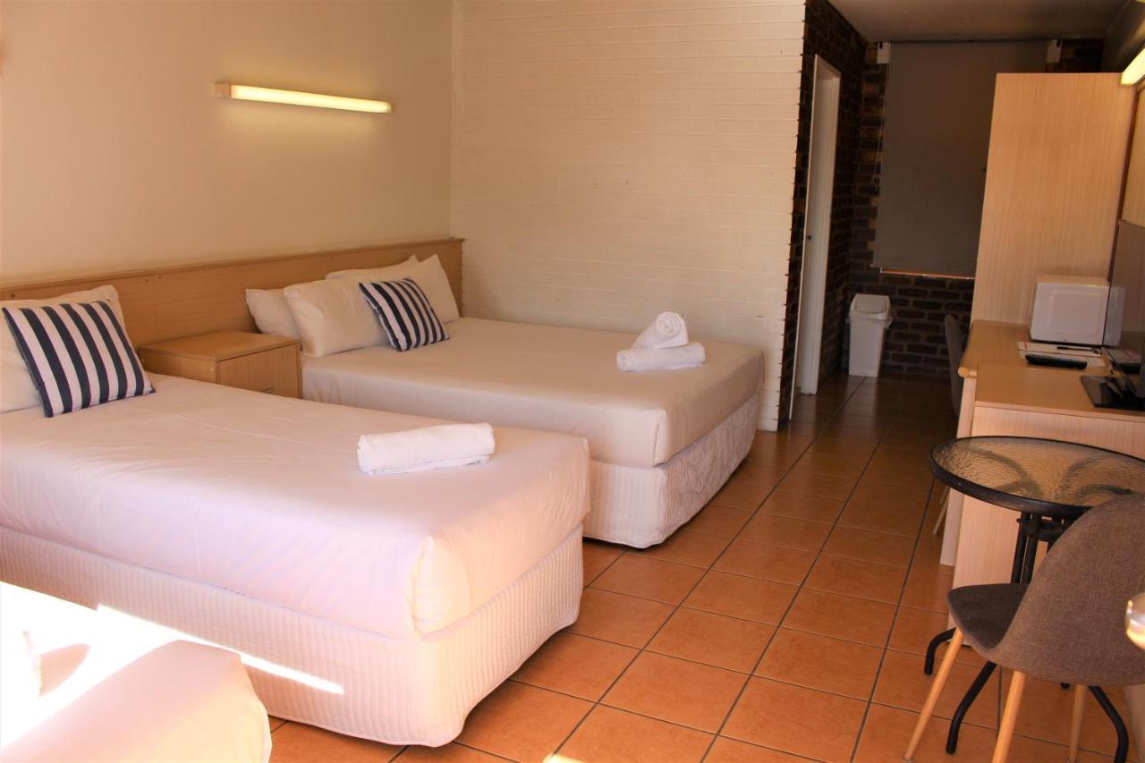 Camden Motor Inn Mermaid Beach Extérieur photo