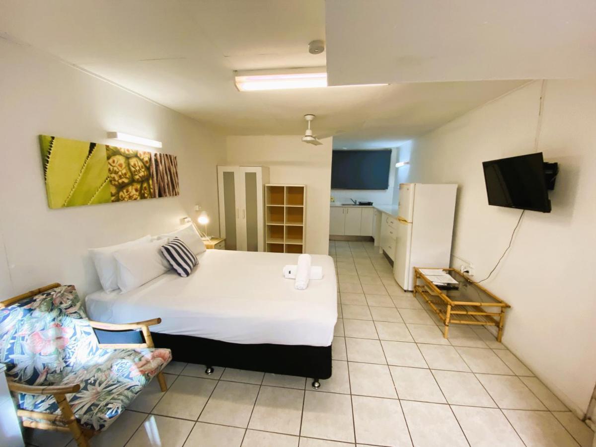 Camden Motor Inn Mermaid Beach Extérieur photo