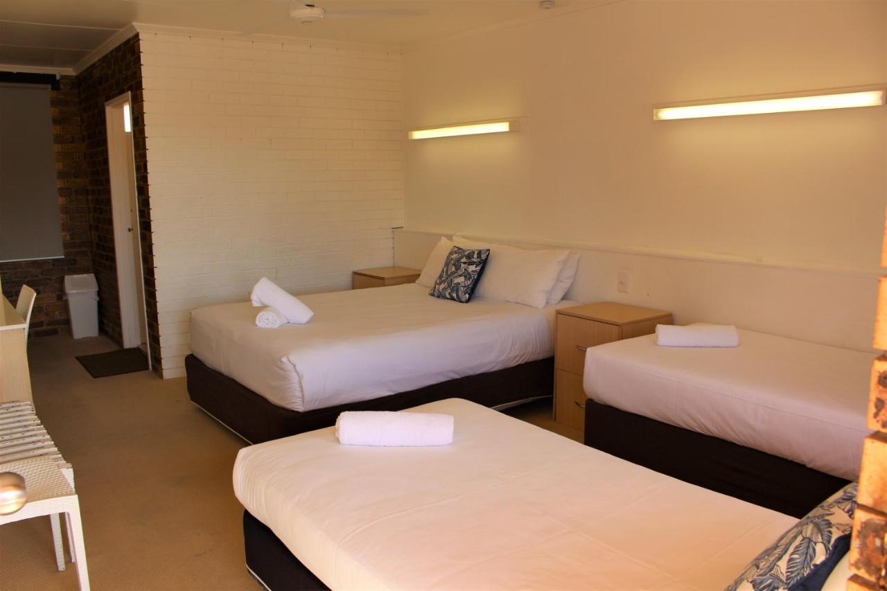 Camden Motor Inn Mermaid Beach Extérieur photo