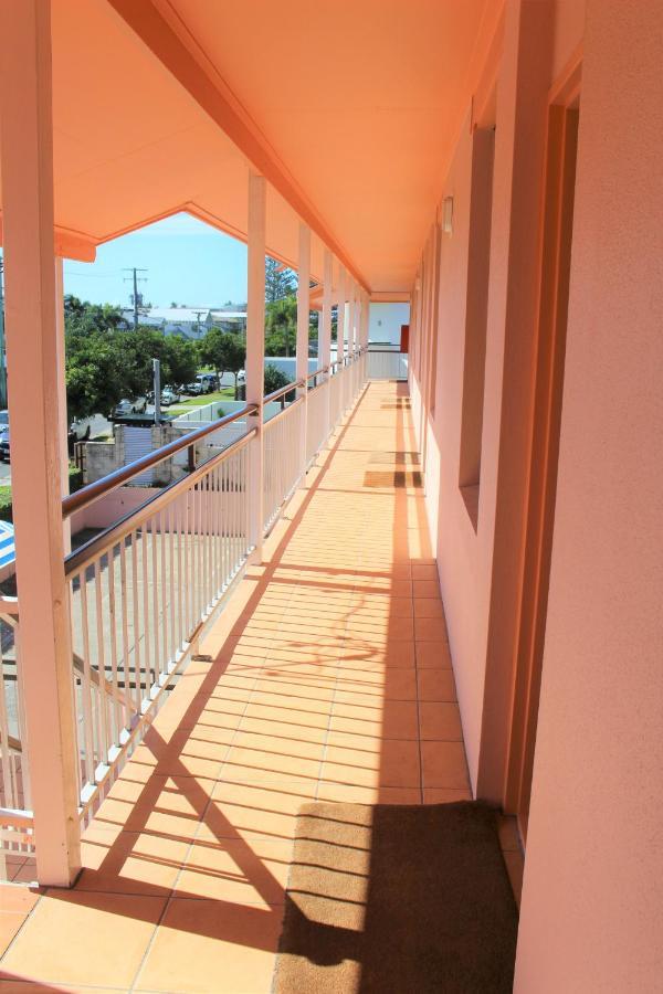 Camden Motor Inn Mermaid Beach Extérieur photo