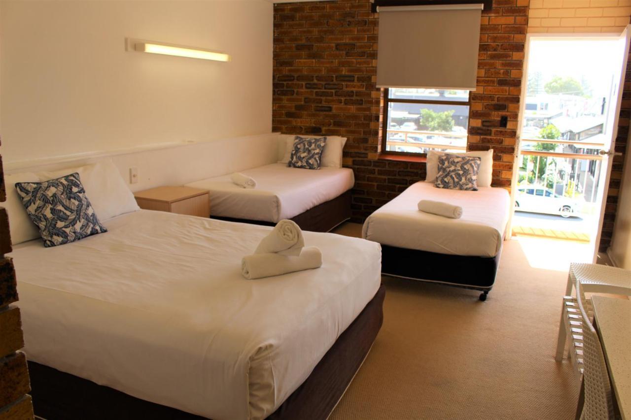 Camden Motor Inn Mermaid Beach Extérieur photo