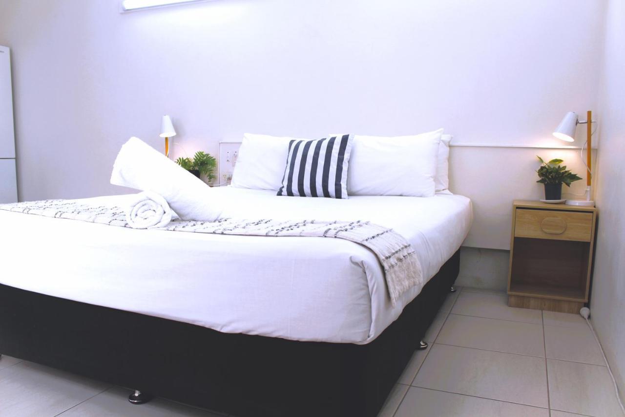 Camden Motor Inn Mermaid Beach Extérieur photo