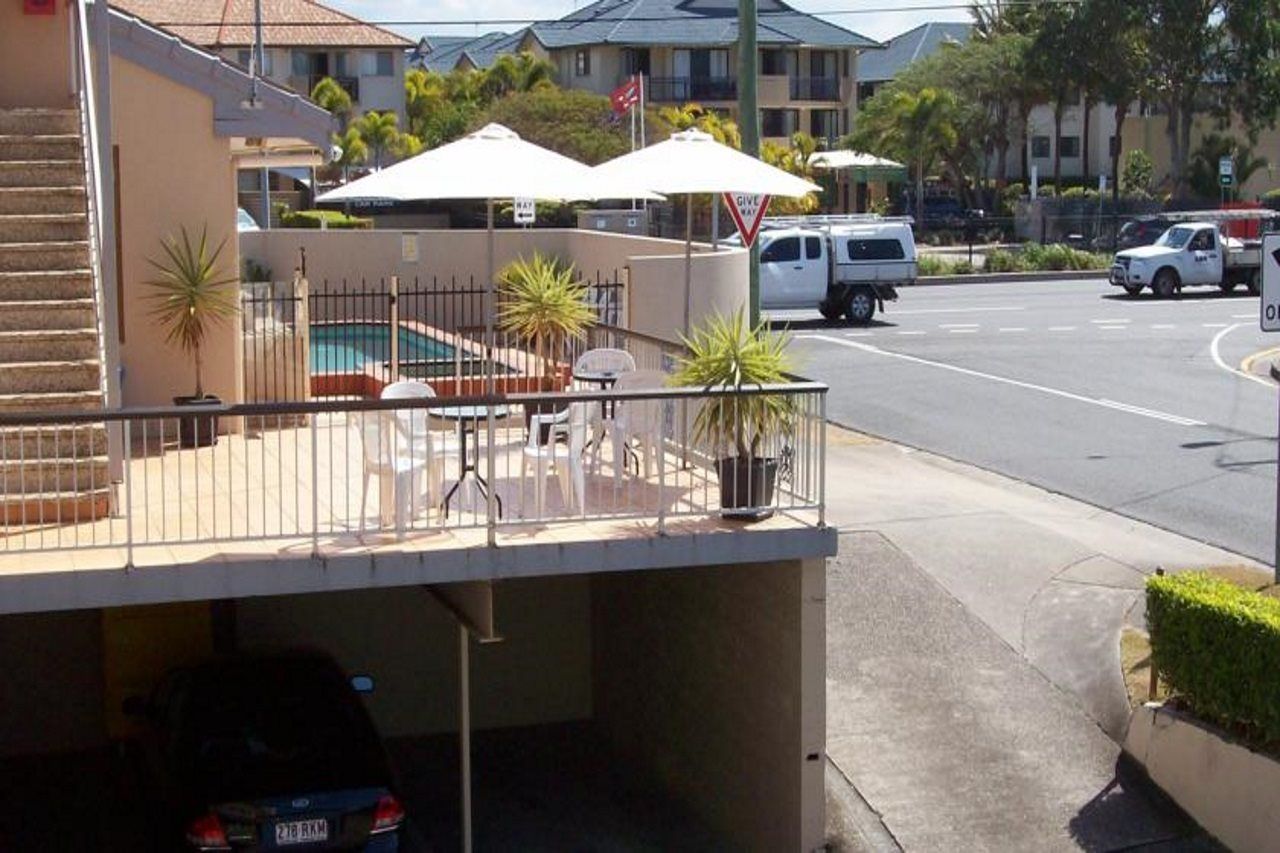 Camden Motor Inn Mermaid Beach Extérieur photo